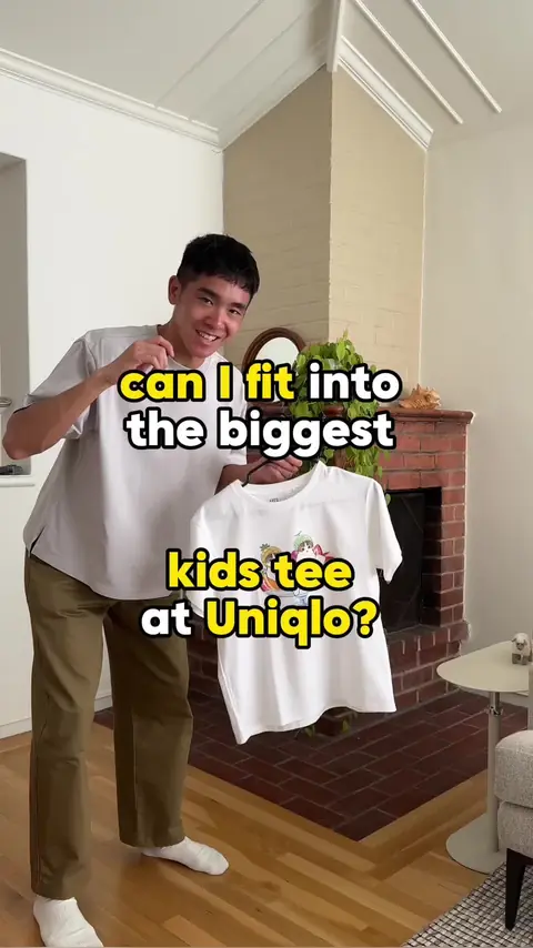 video cover: watch a 5’9 (175cm) guy try on a kids tee (size 13) from uniqlo’s latest mofusand…
